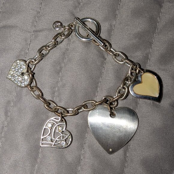 $3 with Bundle ~ Liz Claiborne Toggle Clasp Bracelet with Heart Charms 4600 - Picture 1 of 5